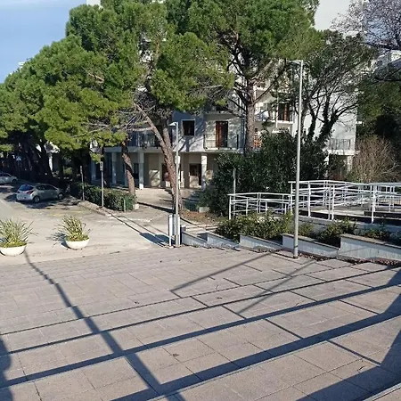 Cau De Mezo マリーナ・ジュリア